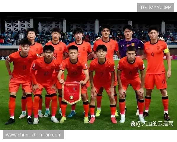 球员在国家队表现出色被俱乐部列入重点观察名单，国家队球员足球